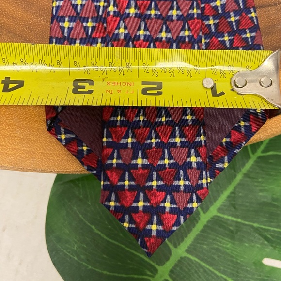 Museum of Fine Arts Boston Silk Tie - Picture 6 of 7